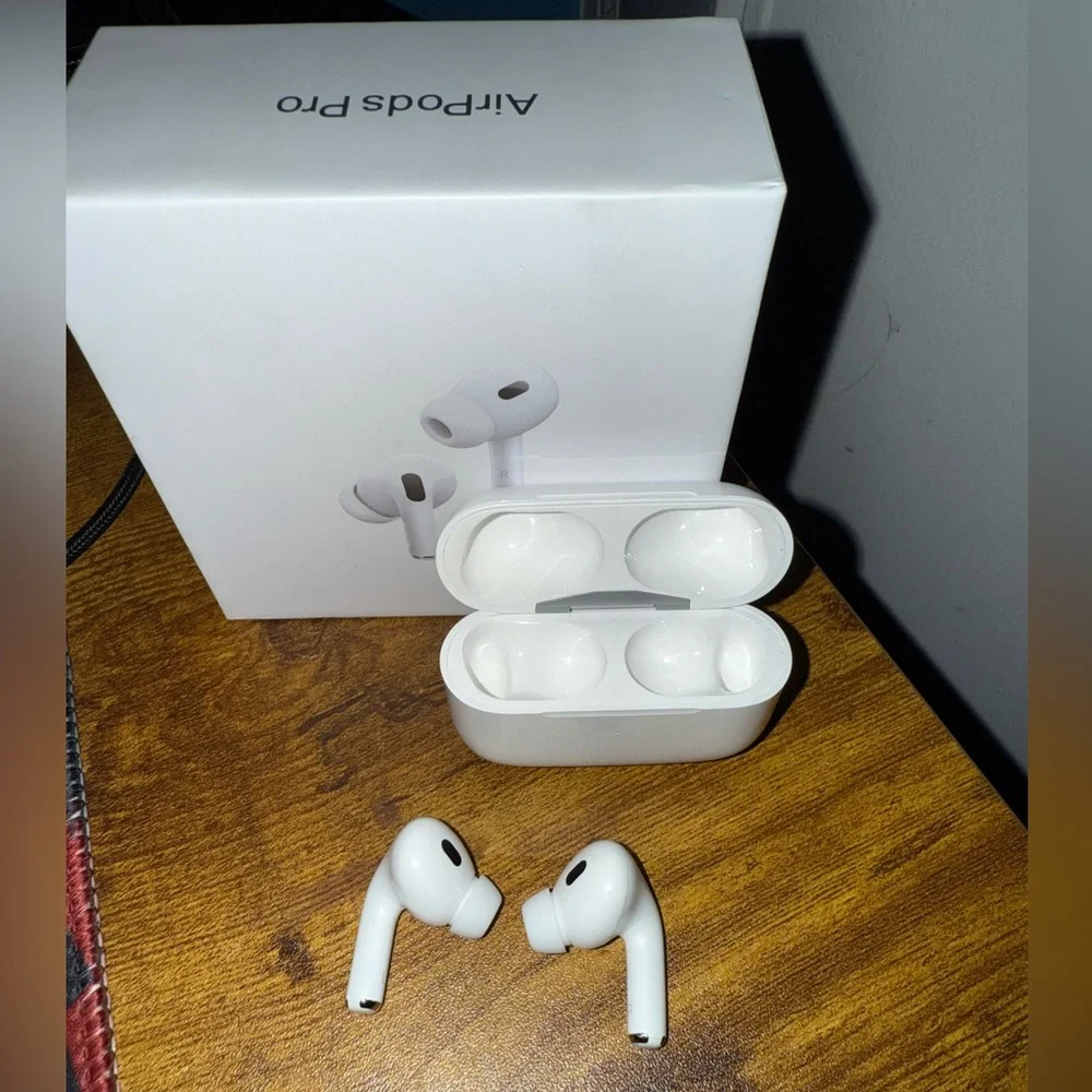 Apple AirPods 2nd Generation